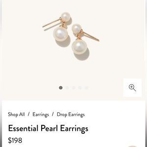 Essential Pearl Earrings